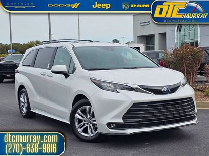 Used 2025 Toyota Sienna XLE