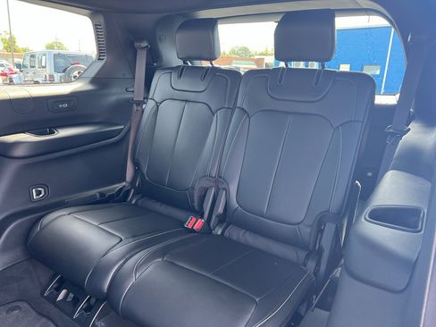 New 2025 Jeep Grand Cherokee L Limited w/ Trailer Tow Package image 11