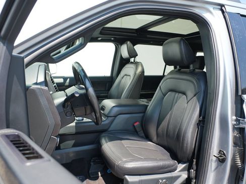 Used 2021 Ford Expedition Max Limited AWD/4WD image 12