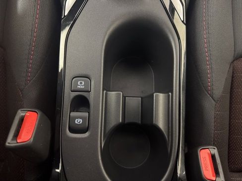 Used 2025 Toyota Corolla SE image 17