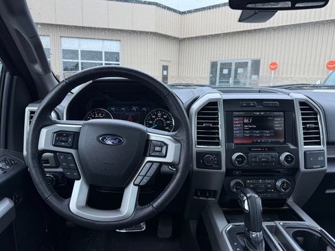 Used 2015 Ford F150 Lariat w/ Equipment Group 502A Luxury AWD/4WD image 8