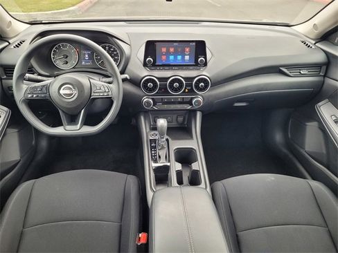 Used 2024 Nissan Sentra S image 9