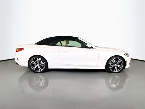 Certified 2023 BMW 430i Convertible w/ Premium Package image 8