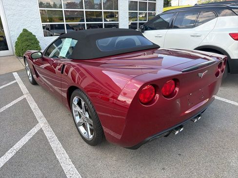Used 2007 Chevrolet Corvette Convertible w/ Preferred Equipment Group RWD image 6
