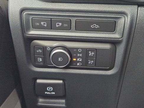 Certified 2021 Ford F150 XLT w/ Equipment Group 302A High image 21