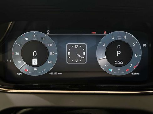 Used 2025 Land Rover Range Rover Evoque S AWD/4WD image 12
