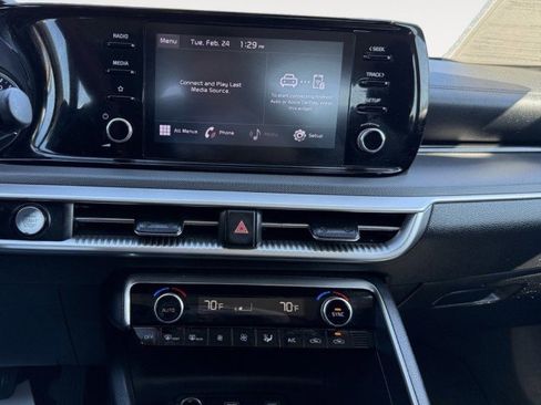 Used 2022 Kia K5 LXS image 6