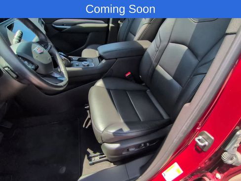 Used 2023 Cadillac XT4 Premium Luxury w/ Cold Weather Package AWD/4WD image 16