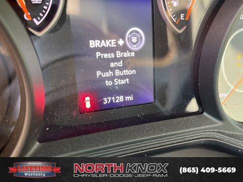 Used 2024 Jeep Wrangler Unlimited Sport AWD/4WD image 5