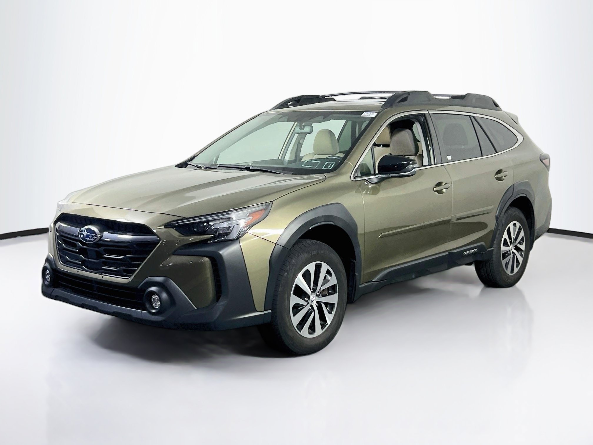 Used 2023 Subaru Outback Premium AWD/4WD image 1