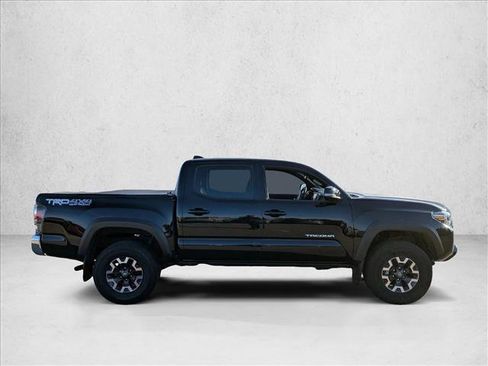 Used 2022 Toyota Tacoma TRD Off-Road image 4