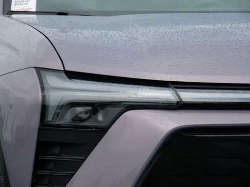 Used 2024 Chevrolet Blazer EV RS AWD/4WD image 17
