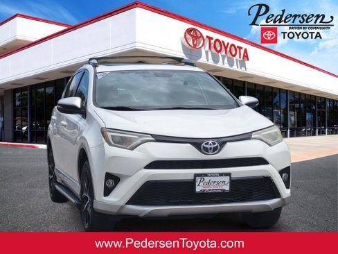 Used 2016 Toyota RAV4 SE AWD/4WD image 1