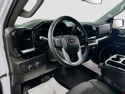 Used 2024 GMC Sierra 1500 Elevation w/ X31 Off-Road Package image 10