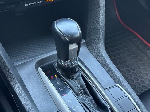 Used 2020 Honda Civic Sport image 22