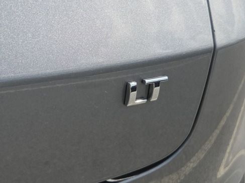 Used 2025 Chevrolet TrailBlazer LT AWD/4WD image 34