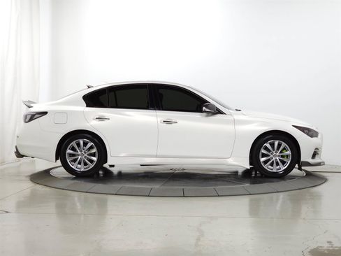 Used 2015 INFINITI Q50 Premium w/ Navigation Package AWD/4WD image 11