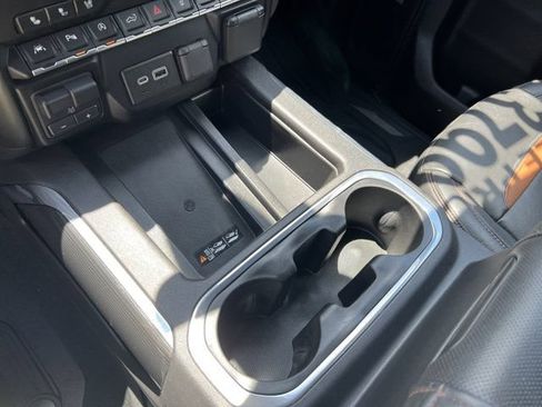Used 2019 GMC Sierra 1500 AT4 w/ Off Road Performance Package AWD/4WD image 37