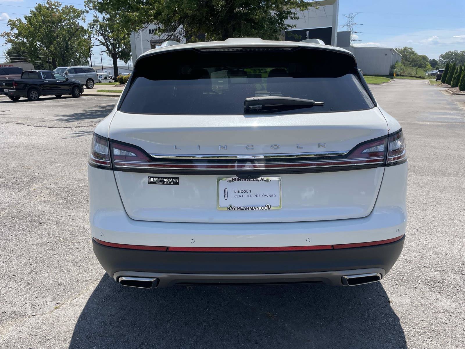 Certified 2023 Lincoln Nautilus Reserve w/ Luxury Package AWD/4WD image 4