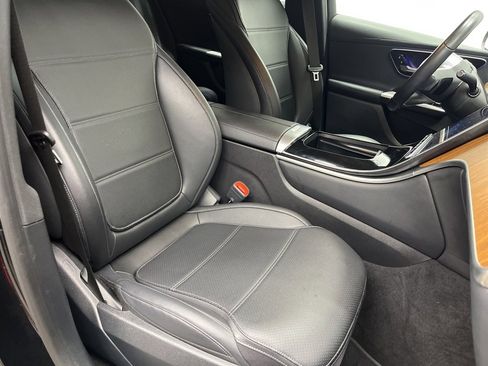 Used 2024 Mercedes-Benz GLC 300 image 17