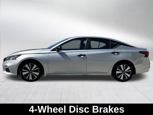 Used 2022 Nissan Altima 2.5 SV image 9