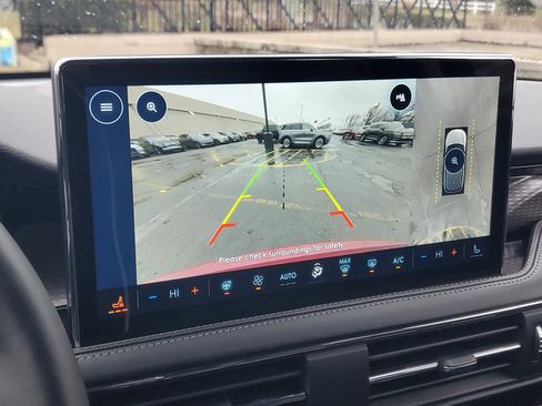 Certified 2024 Lincoln Corsair Reserve w/ Equipment Group 201A image 17