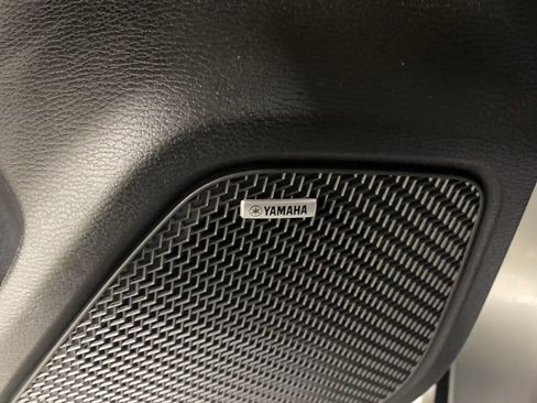 Used 2025 Mitsubishi Outlander SE image 21