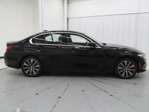 Used 2025 BMW 330i xDrive 330i xDrive image 2