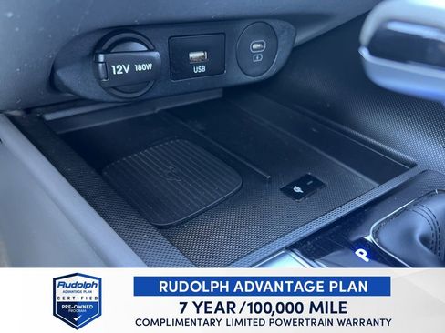 Used 2025 Hyundai Elantra Sport FWD image 42