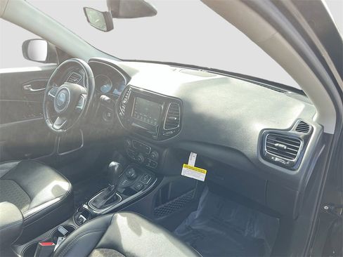 Used 2020 Jeep Compass Latitude image 26