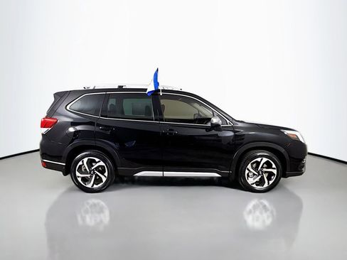 Used 2022 Subaru Forester Touring w/ Popular Package #3 image 8