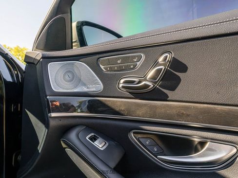 Used 2020 Mercedes-Benz S 560 Sedan image 38