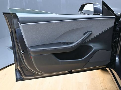 Used 2026 Tesla Model 3 RWD image 39