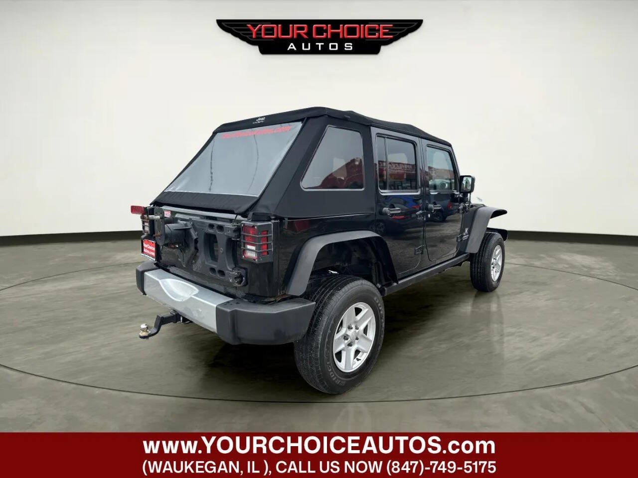 Used 2015 Jeep Wrangler Unlimited Rubicon w/ Dual Top Group AWD/4WD image 5