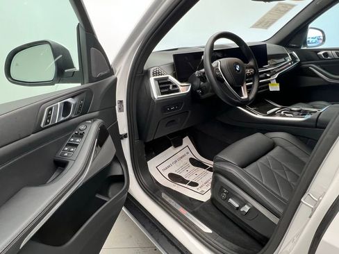 Certified 2025 BMW X5 sDrive40i image 22