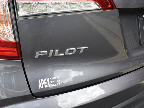 Used 2019 Honda Pilot Elite image 38