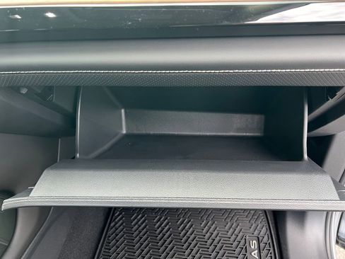 Used 2026 Volkswagen Atlas SE image 24