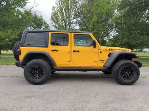 Used 2021 Jeep Wrangler Unlimited Rubicon w/ Dual Top Group AWD/4WD image 5