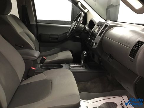Used 2014 Nissan Xterra S image 41