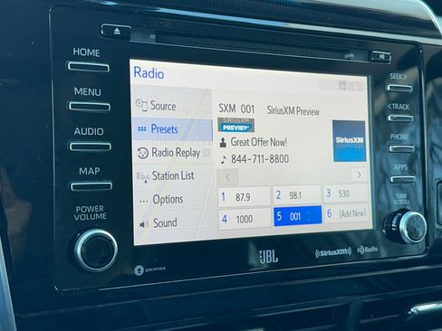 Certified 2018 Toyota Mirai Base image 18