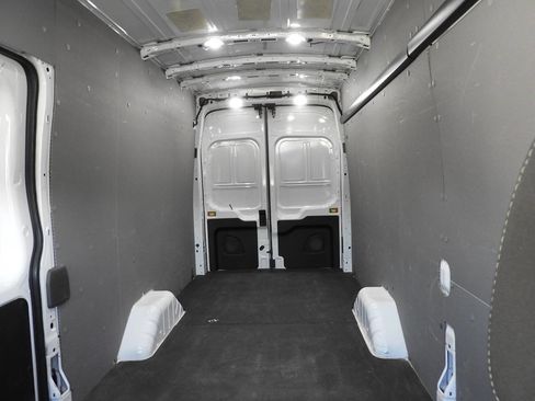 Used 2024 Ford Transit 350 148 High Roof Extended image 32