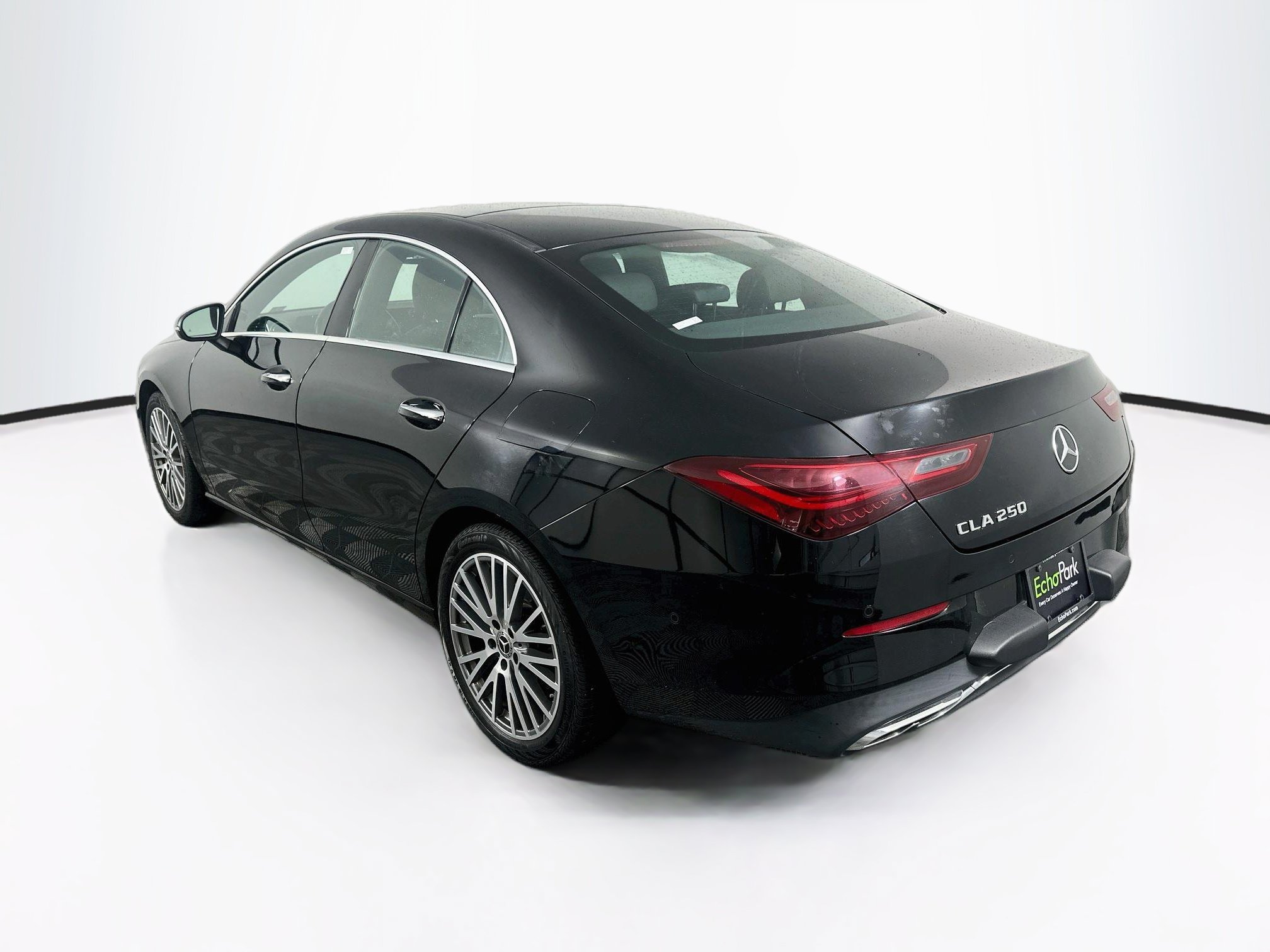 Used 2025 Mercedes-Benz CLA 250 image 5