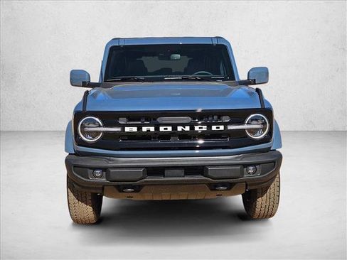 New 2025 Ford Bronco Outer Banks image 5