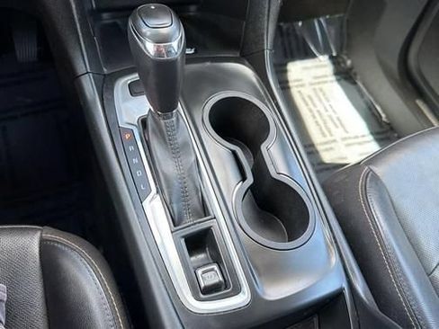 Used 2019 Chevrolet Equinox Premier AWD/4WD image 16