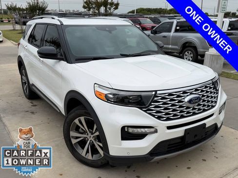 Used 2020 Ford Explorer Platinum w/ Premium Technology Package AWD/4WD image 4
