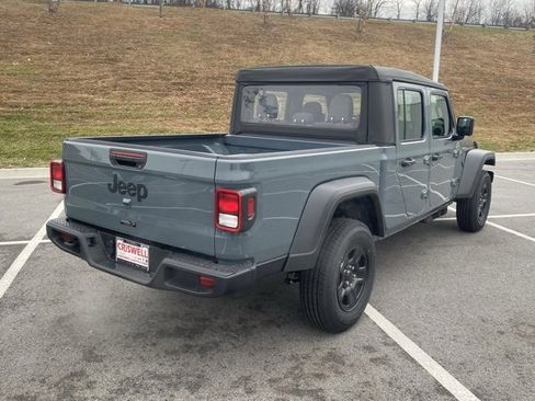 New 2026 Jeep Gladiator Sport image 8