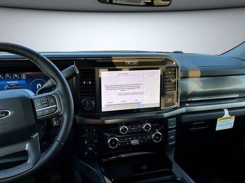 New 2026 Ford F250 Lariat w/ Black Appearance Package image 6