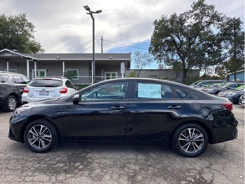 Used 2024 Kia Forte LXS image 4
