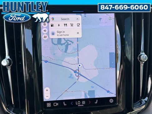 Used 2022 Volvo XC60 T8 R-Design w/ Advanced Package image 31