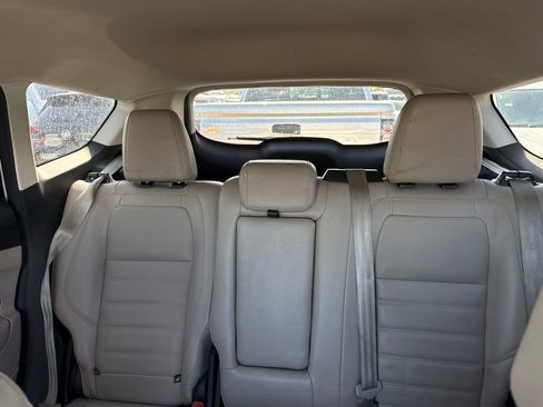 Used 2018 Ford Escape SEL AWD/4WD image 10